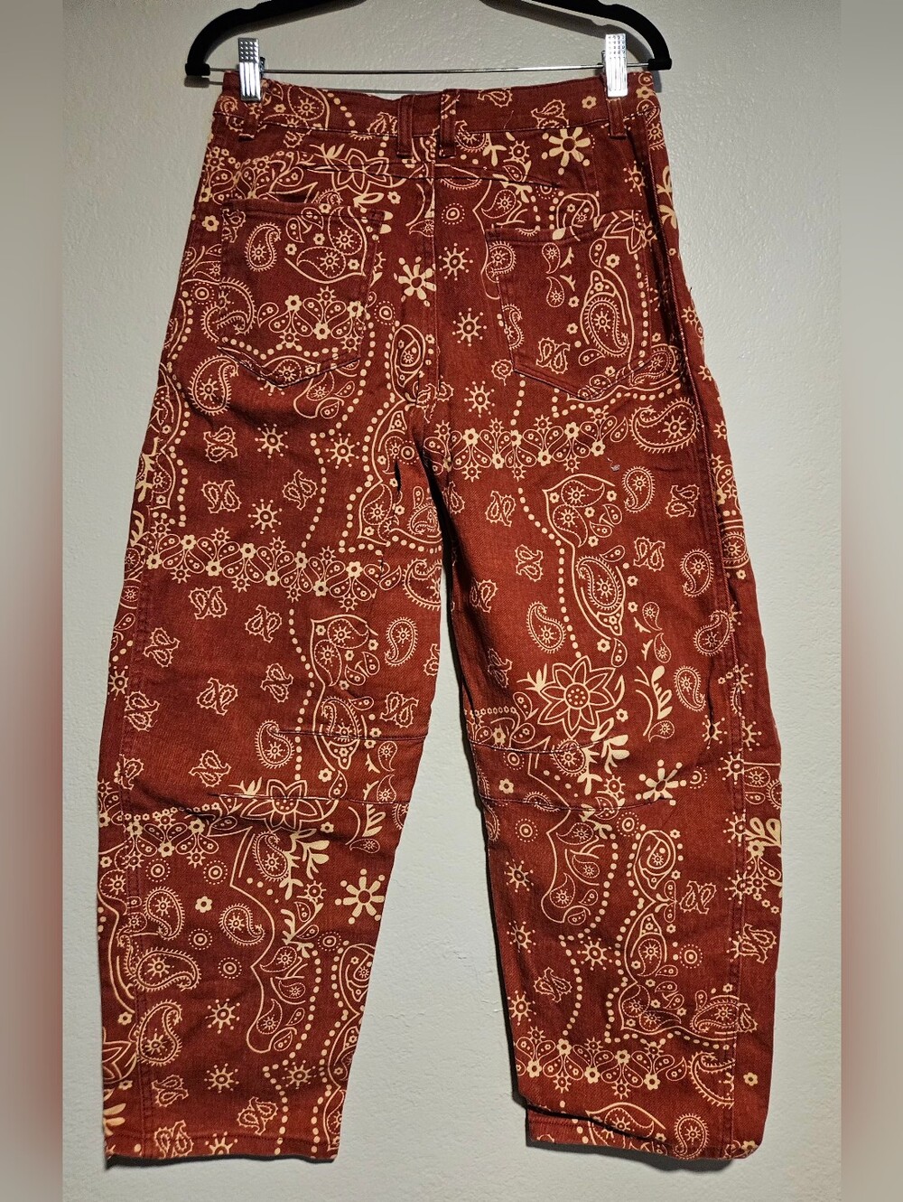 Loveimgs Women's Boyfriend Baggy Barrel Red Paisley Jean Size Medium US 8-10 NWT - Picture 4 of 13